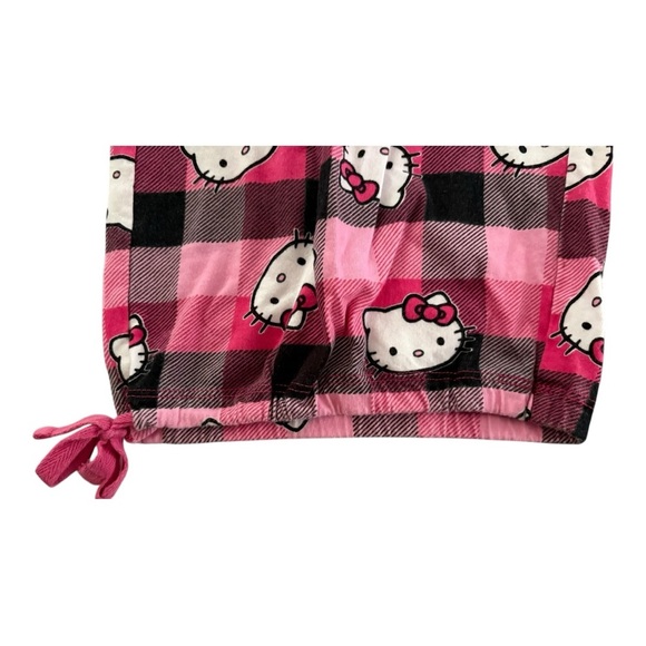 Hello Kitty Checkered Pink and Black Capri Pajama Bottoms - Picture 3 of 7